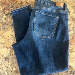 American Eagle Women’s Blue Jeans